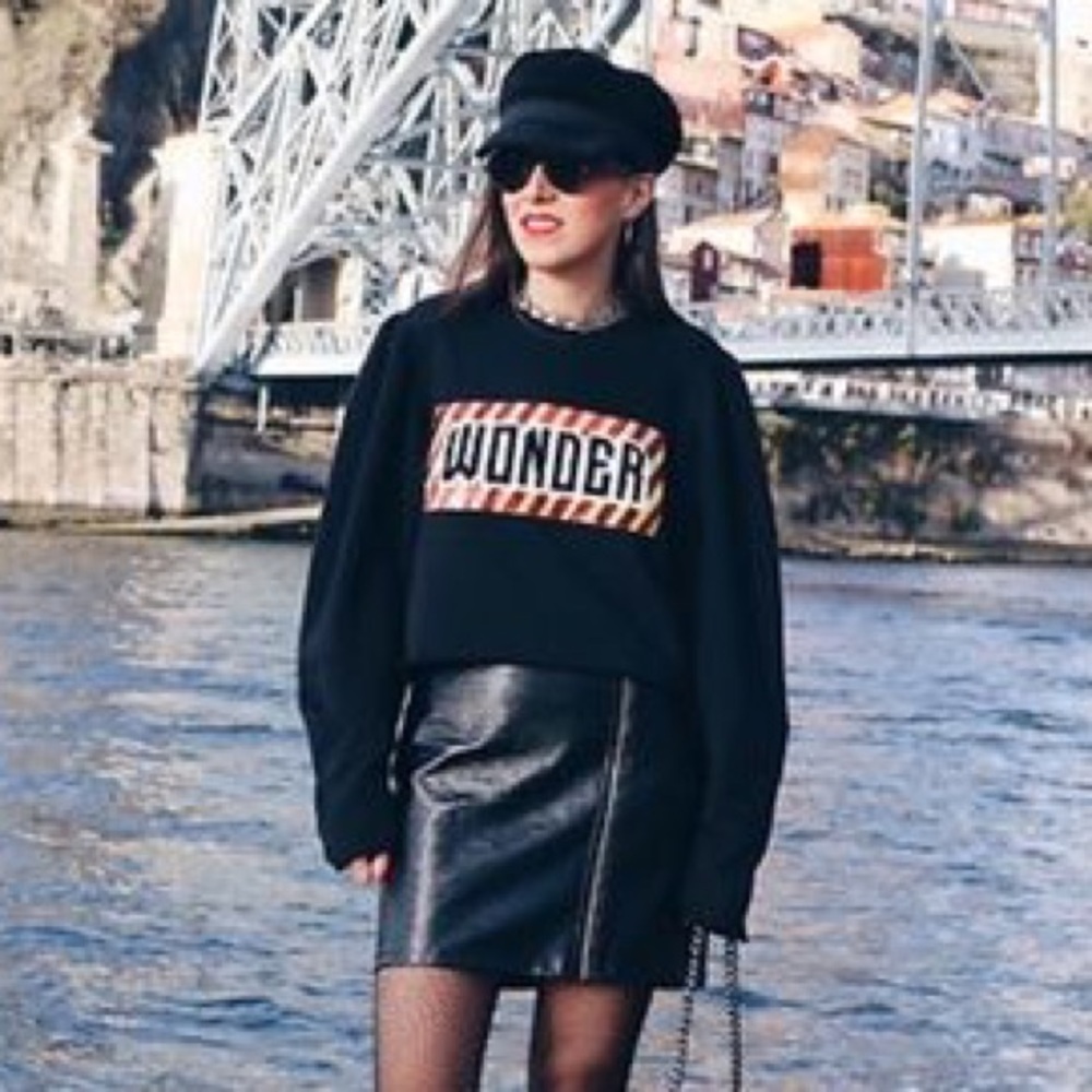 NWOT Bloggers Favorite Zara Puffy Sleeves Cropped Sweater - Picture 5 of 7